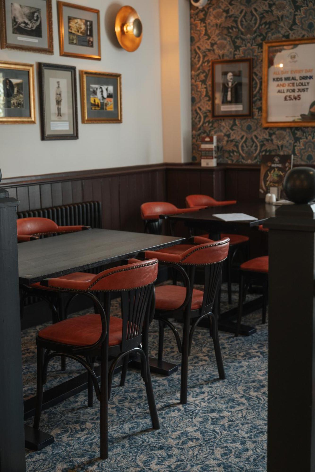 Black Dog Inn Bolton Bagian luar foto